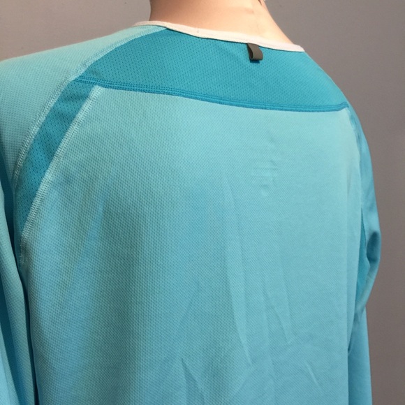 Nike Dri-Fit Lightweight Long Sleeve Top size XL - Picture 4 of 11